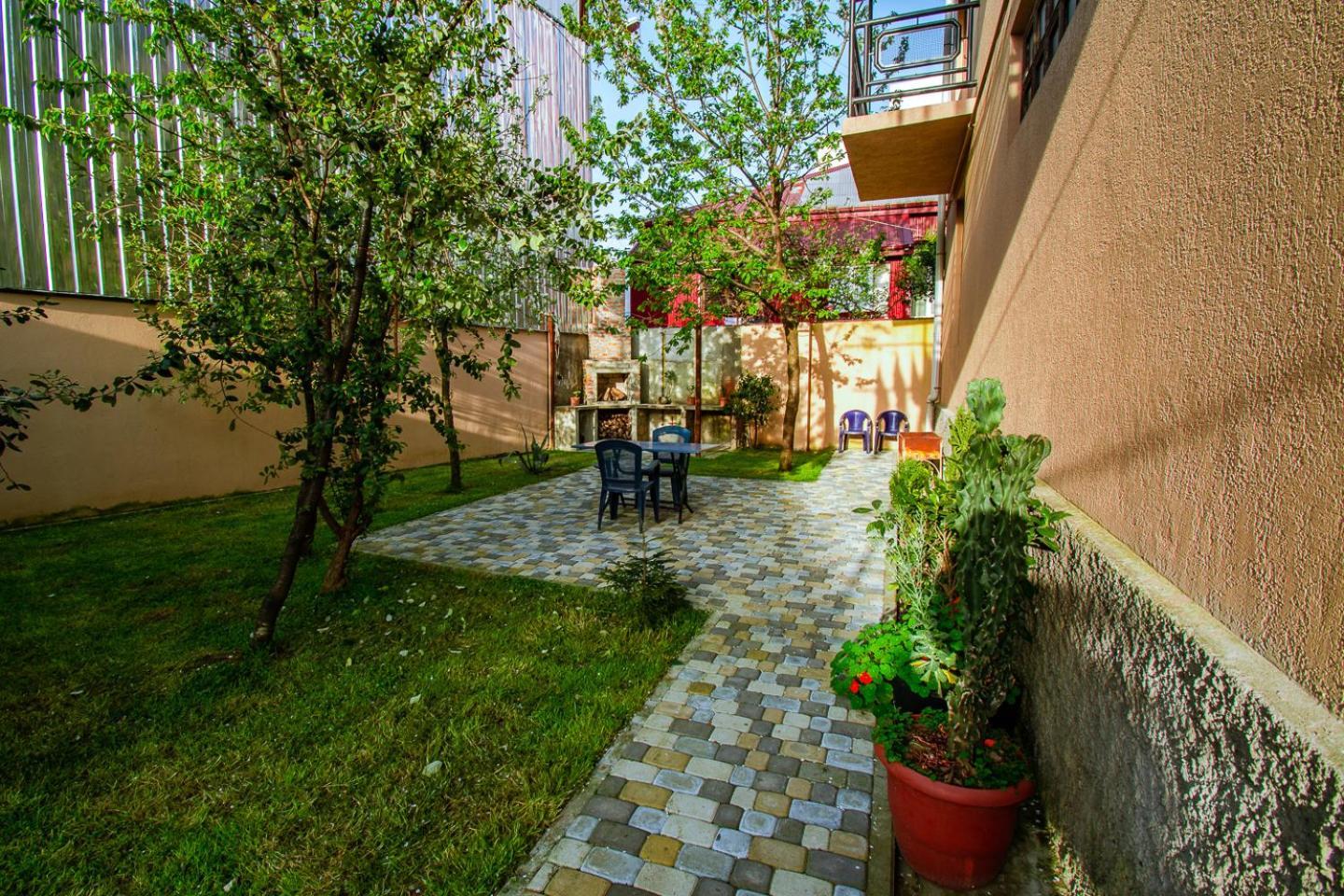 Nana'S Guesthouse Batumi Exterior foto
